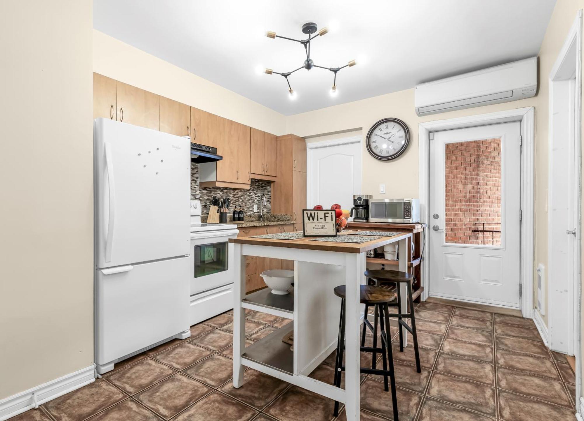 Beautiful 3-Bedrooms In Heart Of Plateau Mont-Royal Montréal Extérieur photo